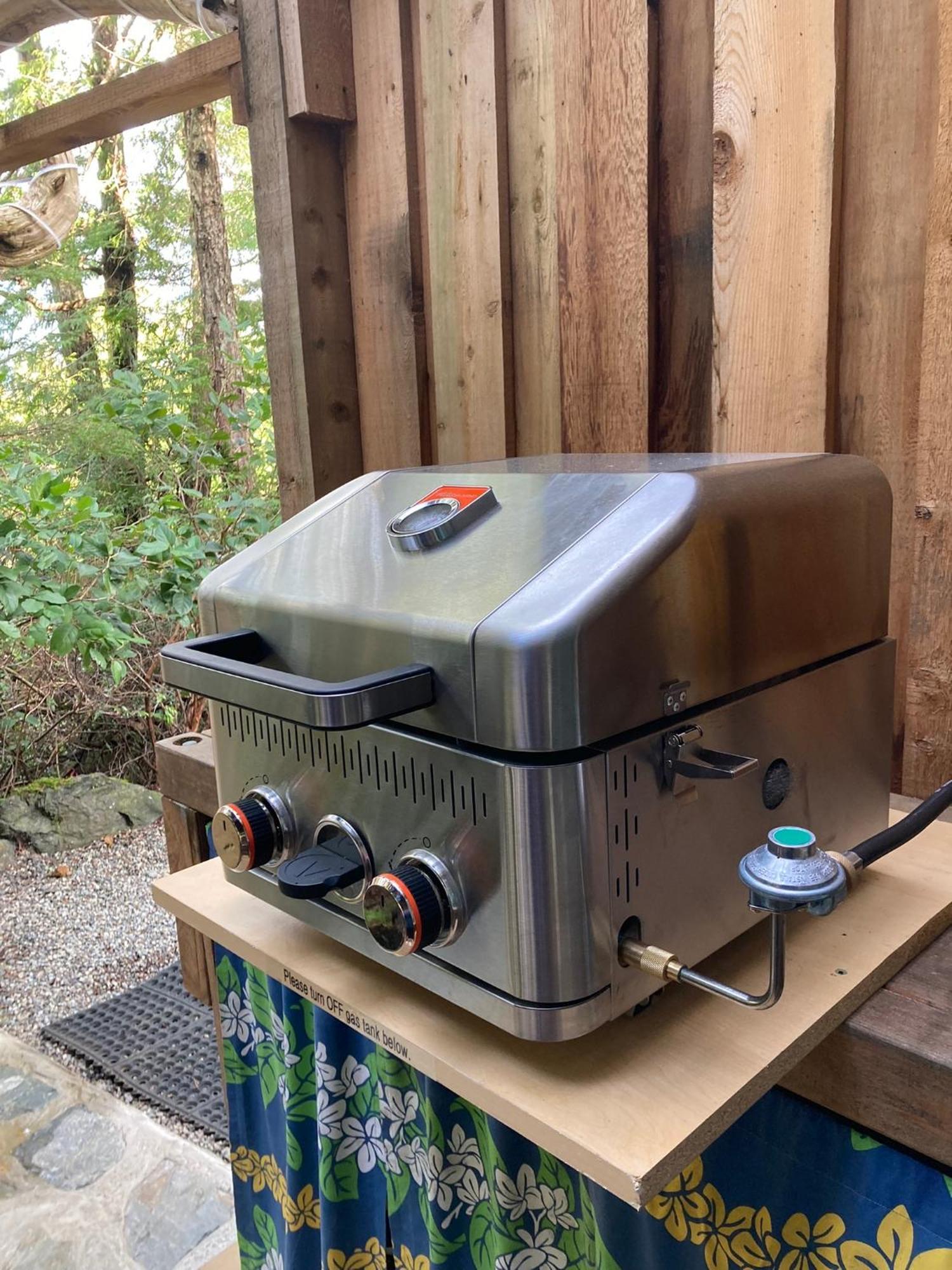 Forest Sweet Retreat Hot Tub & Wood Fired Sauna Ucluelet Exterior foto